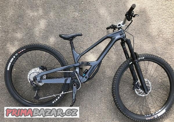 prodam-cannondale-jekyll