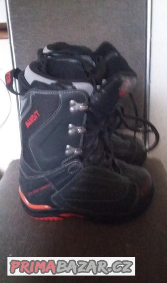 prodam-zanovni-boty-na-snowboard-fever-v-33