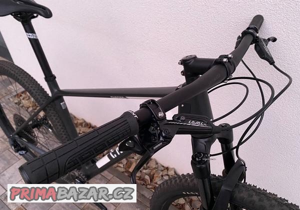 canyon-exceed-cf-sl-vel-l-spoustu-zanovnich-dilu