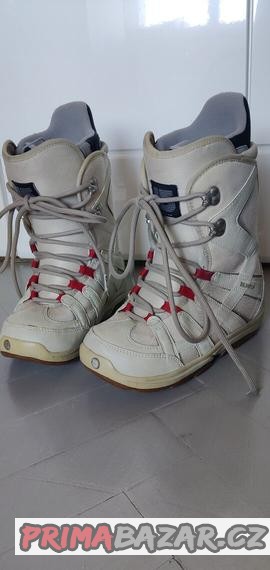 boty-na-snowboard-vel-37-burton-moto