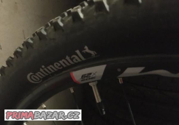 elektrobajk-ktm-29-kola-ve-kost-ramu-l-1x12-shimano-xt
