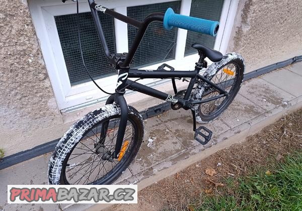 kolo-sportovni-skakaci