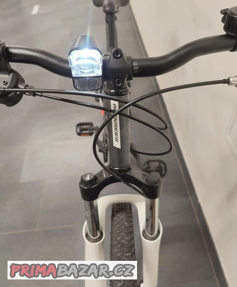horske-kolo-b-twin-rockrider-st120-jako-nove