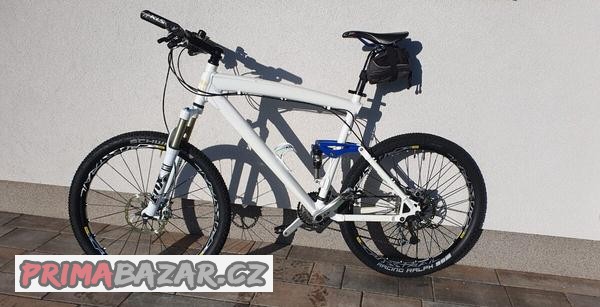 sportovni-horske-kolo-bmw-cross-country