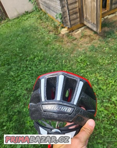 damska-helma-specialized