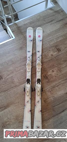 Dívčí, dámské lyže 150cm Dívčí, dámské lyže 150cm