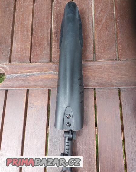 sedlo-selle-italia-a-zadni-blatnik-na-horala