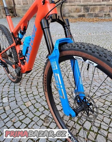 novy-santa-cruz-blur-c-velikost-xl-axs-carbon-dt-swiss