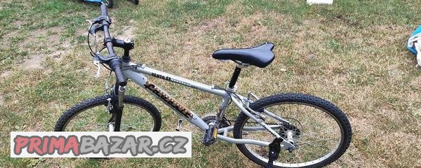 kolo-favorit-vento-sx