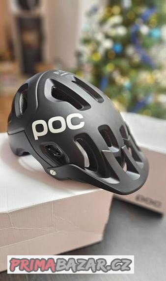 poc-tectal-prilba-uranium-black-vel-m-l-55-58