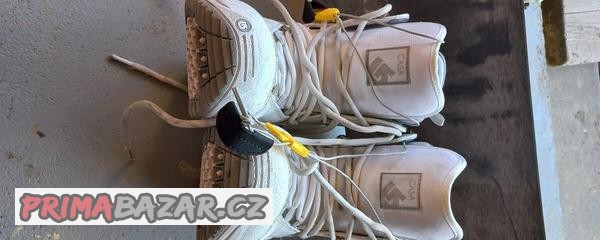 rakousky-snowboard-set-boty
