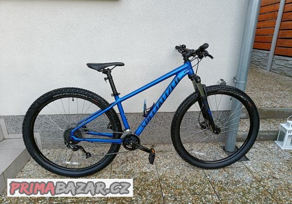 specialized-rockhopper-2021-horske-kolo-vel-m