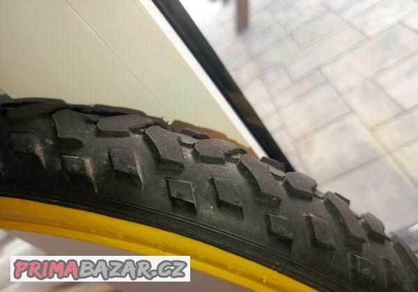 zapletene-kola-mtb-24-s-kotouci-a-plasti