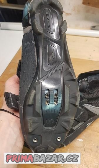 prodam-boty-na-horske-kolo-diadora-vel-7-7-5