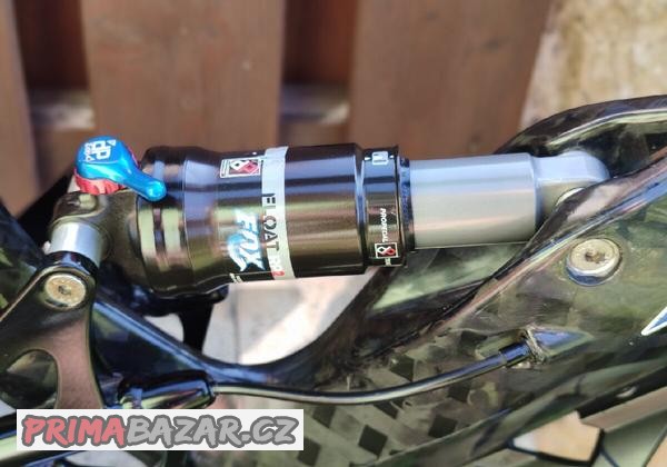 karbonove-celoodpruzene-kolo-gt-i-drive-4-pro