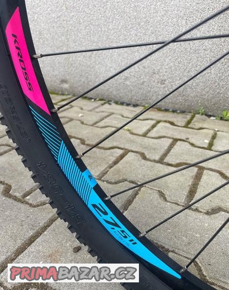 nove-horske-kolo-kross-lea-8-0-sleva-9-000-velikost-xs