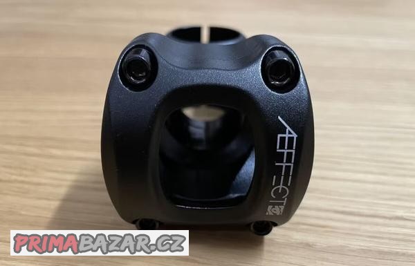 predstavec-race-face-aeffect-35-60mm